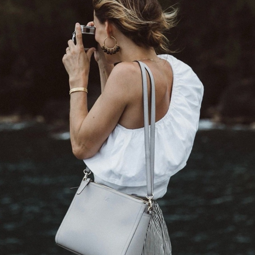 Lo & Sons Pearl Saffiano Leather Light Grey Crossbody Purse - Picture 4 of 12